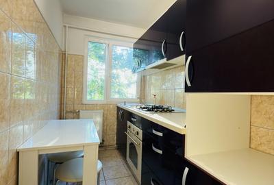 Apartament cu 2 camere nedecomandat, mobilat în P-ța Doina - 6