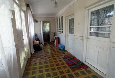 Casă individuală cu 3 camere cu Teren 2512 Mp în Traian (Zănești) - 2