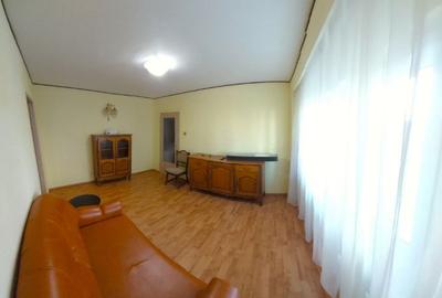 Proprietar inchiriez apartament 3 camere Manastur