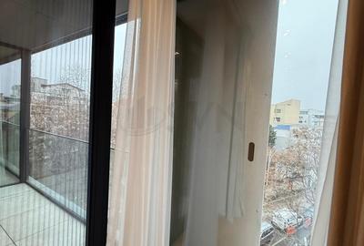 Apartament cu 3 camere semidecomandat, mobilat în Nordului - 10