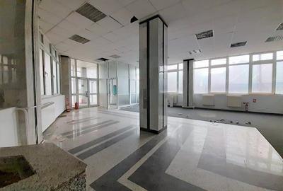 Spațiu comercial, 828 mp în Central