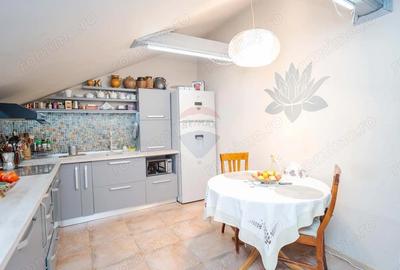 Casa / Vila spatioasa cu teren in zona centrala Sararie - 1