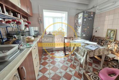 Etaj 2 Apartament 3 Camere Decomandat Pizza Nico - 4