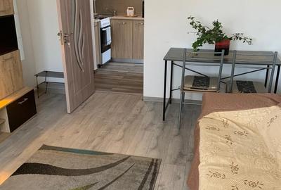 Garsonieră decomandată în Progresul