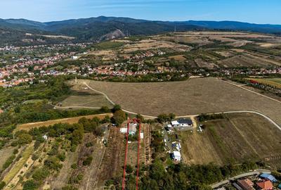 Casa cu teren generos ?i priveli?te panoramica Li... - 7