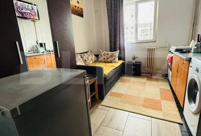 Camara camin cu loc de parcare si baie proprie-zona Florilor - 4