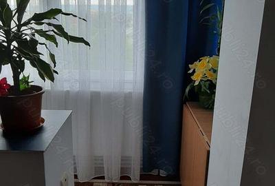Apartament de vanzare - 4