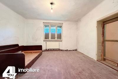 Casă cu 3 camere cu Teren 2114 Mp în Central - 3