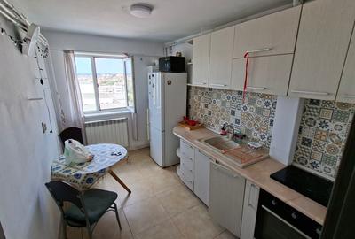 Apartament cu 2 camere decomandat în Casa de Cultură - 8