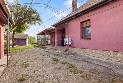 Casa de vanzare in Pecica - teren generos, utilata si mobilata complet - 13
