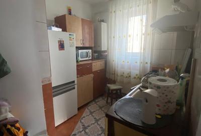 Apartament de vânzare,3 camere - 3