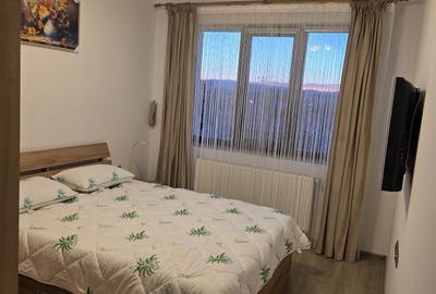 Apartament cu 2 camere decomandat în 13 Decembrie - 14