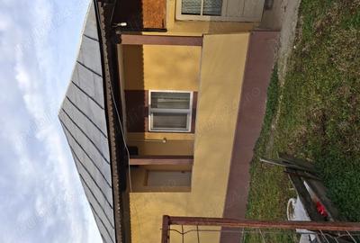 Casă cu 3 camere în Romanești - 2