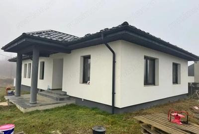 Casa individuala de vanzare 131 mpi Ansamblu reziden?ial - 2