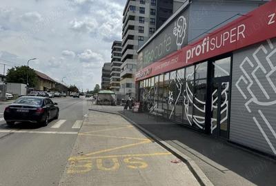 Spațiu comercial, de 50 mp, în Central - 7