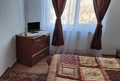 Garsonieră decomandată în Central - 9