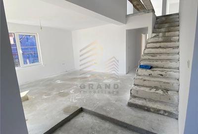 Casă cu Teren 1500 Mp în Central