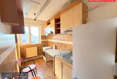 Apartament cu 3 camere în Piața Centrală - 4