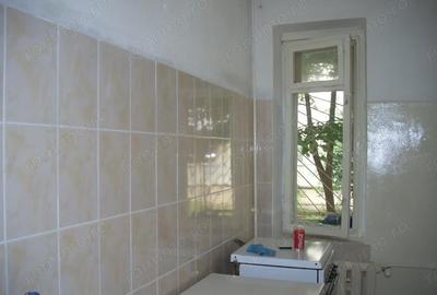 Garsonieră decomandată în Olteniței