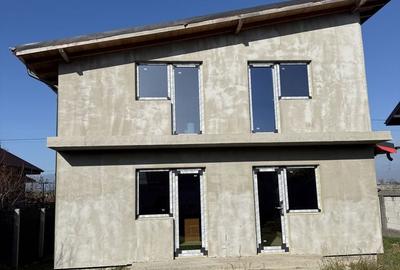 Casă cu 3 camere în Sanatoriul Agigea - 1