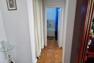 Apartament cu 3 camere semidecomandat în Medgidia - 4