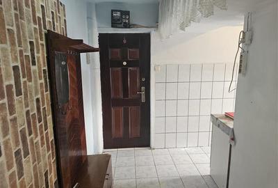 Apartament cu 2 camere nedecomandat în Micro III - 19