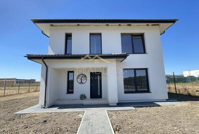 Vila exclusivista_P+1*5 Camere*Teren 704 mp*Langa Padure//Balotesti - 2