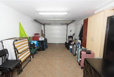 Duplex cu 8 camere cu Canalizare în Exterior Est - 18