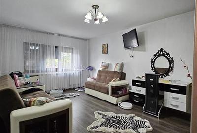 IN EXVLUSIVITATE APARTAMENT 2 CAMERE PARTER DE VANZARE IN ONESTI - 1