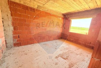 Casa / Vila individuala  de vanzare | La rosu | Dragomiresti-Deal - 7