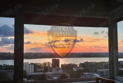 Apartament 3 camere, 91 m, boxa la subsol Faleza Nord, vedere la mare