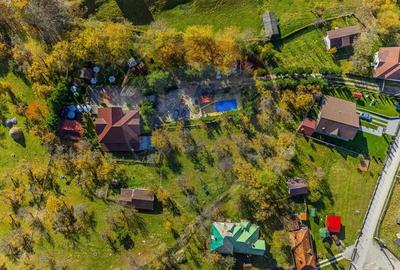 Casă cu 10 camere cu Teren 7600 Mp în Rucăr - 3