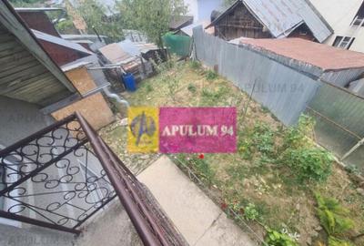 Casă cu 7 camere cu Teren 423 Mp în Poiana - 4