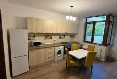 Apartament cu 3 camere decomandat, mobilat în City Park Mall - 9