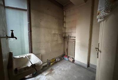 Vanzare apartament 3 camere | Victoriei | etaj 3/6 | interbelic, fara risc seism - 2