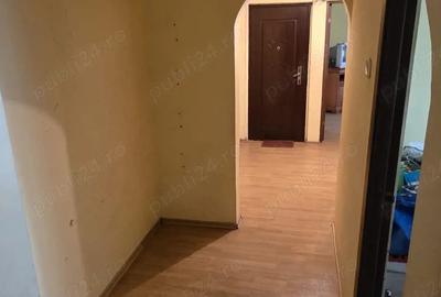 Apartament cu 3 camere decomandat în Dacia - 3