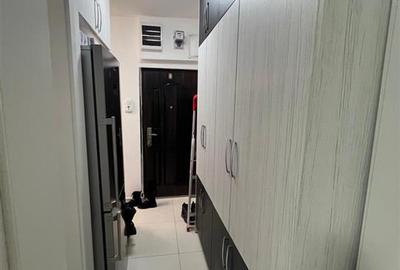 Apartament cu 3 camere semidecomandat în Nufărul - 5