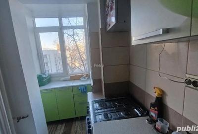 Garsoniera titan-modern-metrou 2 minute-piata minis - 1