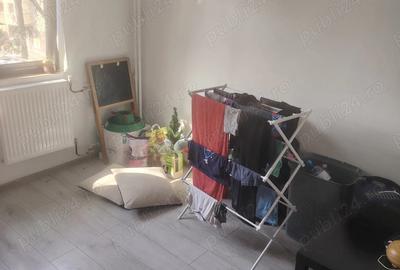 Apartament cu 4 camere semidecomandat în Exterior Vest - 2