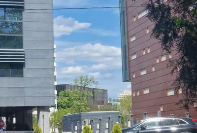 Apartament cu 2 camere semidecomandat, mobilat în Central - 1