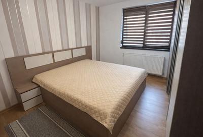 Apartament cu 2 camere decomandat, mobilat în Tractorul - 6