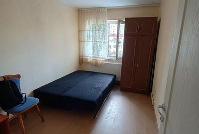 Apartament cu 2 camere decomandat în Depozitelor - 3
