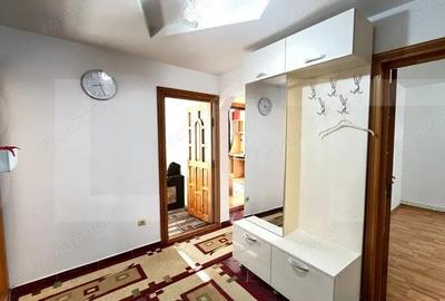 Apartament cu 4 camere decomandat în Central - 2