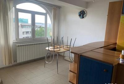 Apartament cu 4 camere decomandat în 13 Septembrie - 1