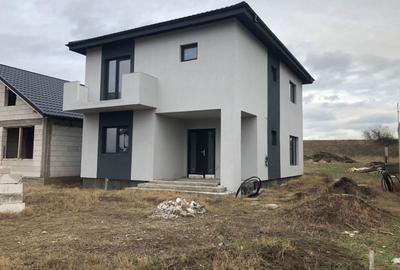 DE VANZARE | CASA 4 CAMERE | LUMINA - 5