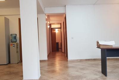 Casă individuală cu 5 camere cu Teren 390 Mp în Mihai Bravu - 2