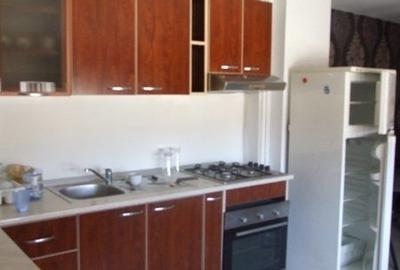 Casă individuală cu 14 camere cu Canalizare în Unirii - 38