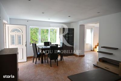 Casă cu 3 camere în Rontău
