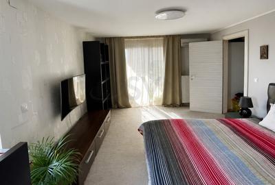 Apartament cu 4 camere decomandat în Băneasa - 3