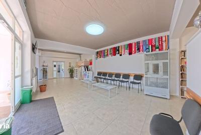 Spațiu comercial, de 450 mp, în Central